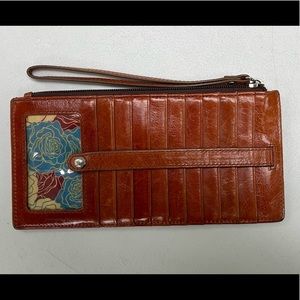 HOBO Vintage Kimi Wristlet Wallet-Golden Brown-Approx. 4" H x 8" W (NEW no tag)